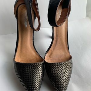 BEAUTIFUL FREE PEOPLE HEELS